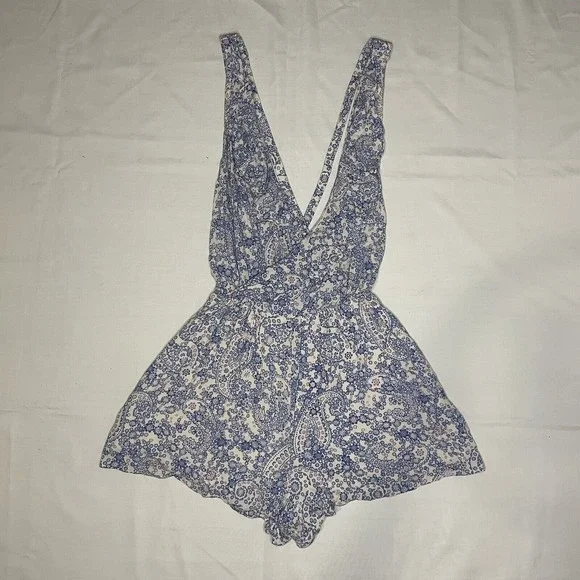 Free People Delfonic Flirty Paisley Romper Size 4 Blue Cross Back Straps Lined - Picture 2 of 12